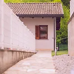 A Due Passi Da Bellagio Lake View House With Garden