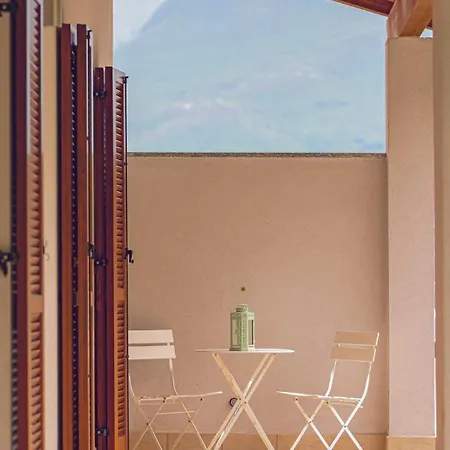 بيت للعطل A Due Passi Da Bellagio Lake View House With Garden