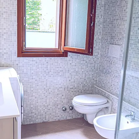 A Due Passi Da Bellagio Lake View House With Garden