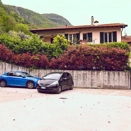 Vakantiehuis A Due Passi Da Bellagio Lake View House With Garden